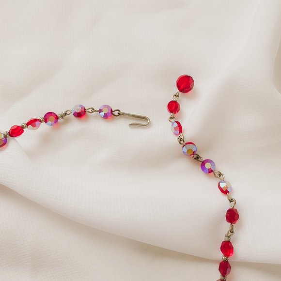 Vintage Ruby Red Aurora Borealis Crystal Glass Sparkle Choker Collar Necklace - Picture 9 of 12